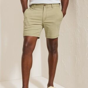 Tommy Bahama Mens Boracay Tencel Blend 7" Inseam Khaki, Chino Shorts - Size 42